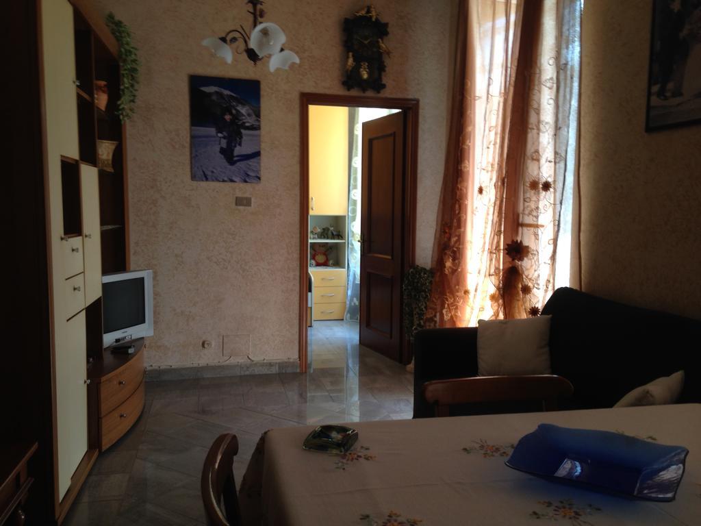Casa Vacanza "Marina San Giuseppe" Apartamento Ventimiglia Exterior foto